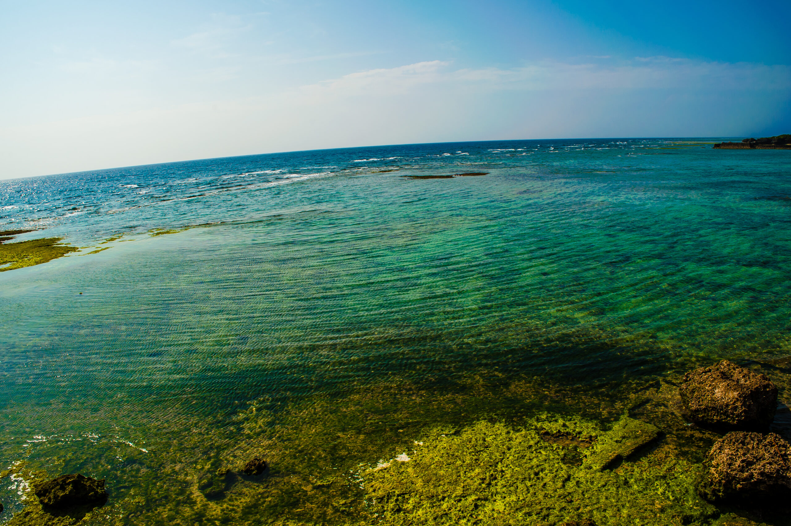 沖縄の海　風景写真､自然と都市風景